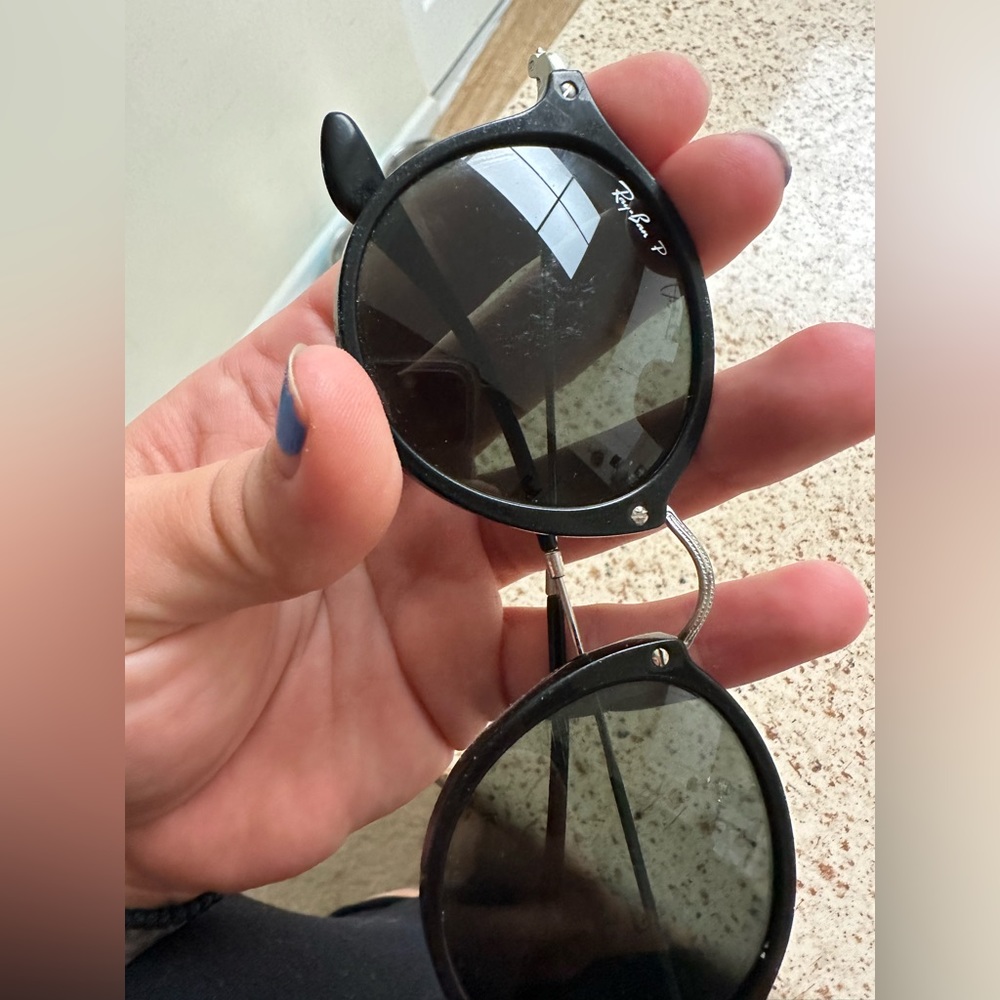 Ray bans - Picture 2 of 4